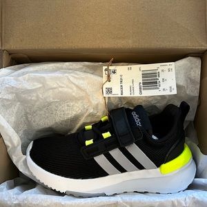 Adidas Toddler shoes, Racer TR21 c - size 10.5.  NWT and Box.